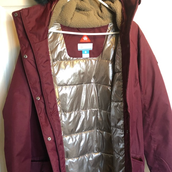 Columbia 'omni heat' XL maroon winter coat - Picture 2 of 4